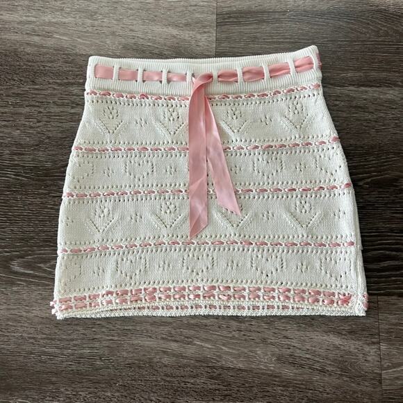 NWOT Bernadette Nina Heart Pointelle Knit Mini Skirt White Pink Ribbon Trim Lace - Picture 3 of 15